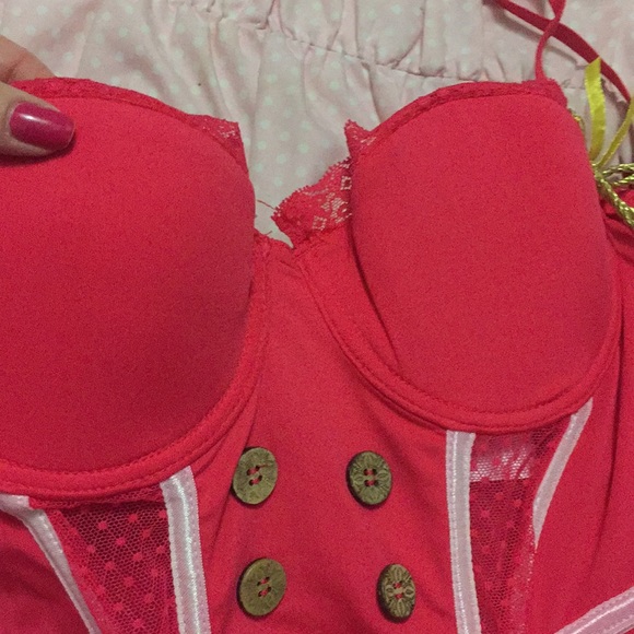 Ravishing red w lace corset - brand new! - Picture 6 of 7